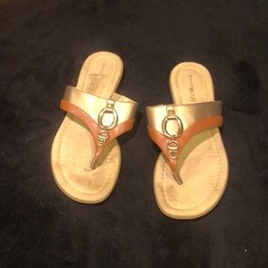 Woman’s Bandolino size 9 casual summer sandal